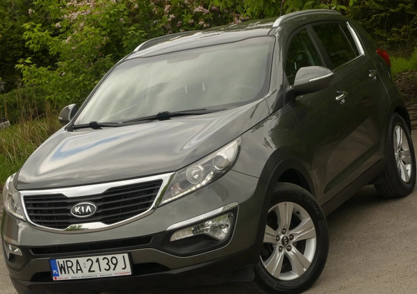 Kia Sportage cena 39700 przebieg: 185000, rok produkcji 2011 z Radom małe 277